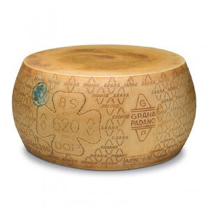 Сыр твердый Grana Padano DOP (Грана Падано) 10-16 месяцев выдержки из коровьего молока 38 кг