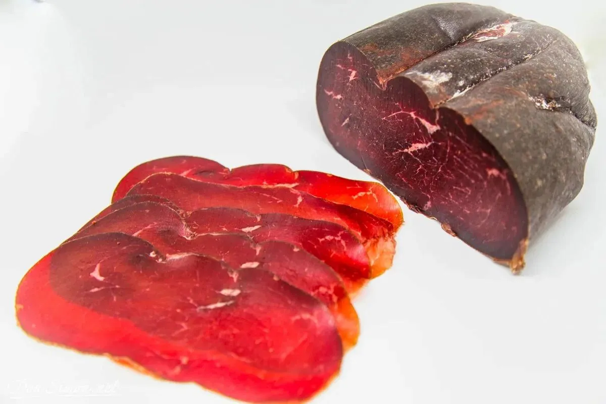 Хамон из говядины Cecina (Сесина) 12-14 месяцев выдержки 1 кг
