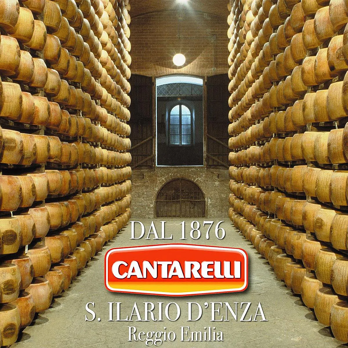 Сыр твердый Parmigiano Reggiano (Пармиджано Реджано) 36 месяцев выдержки из коровьего молока 100 г
